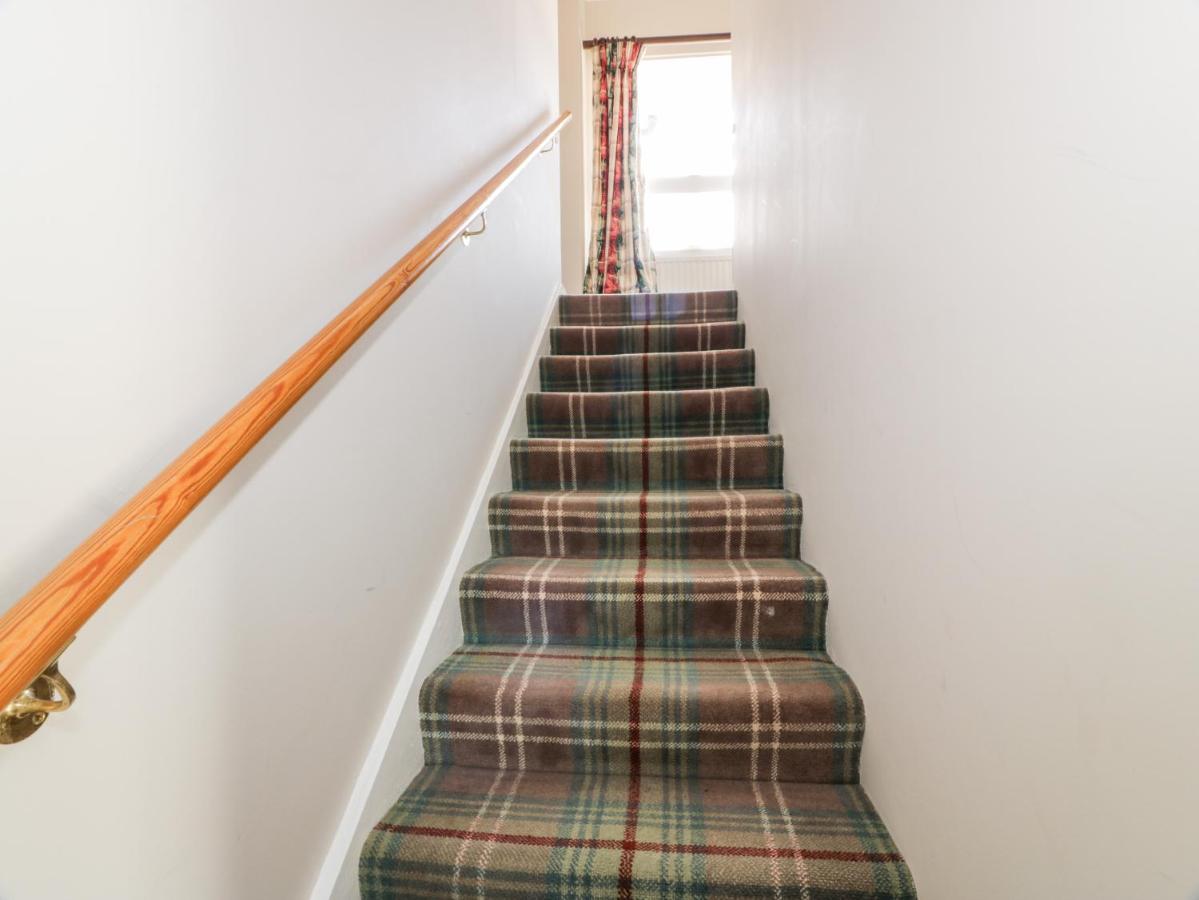 DalswintonThe Mews Flat公寓 外观 照片