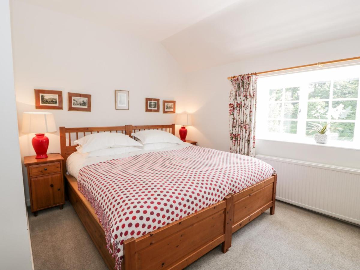 DalswintonThe Mews Flat公寓 外观 照片