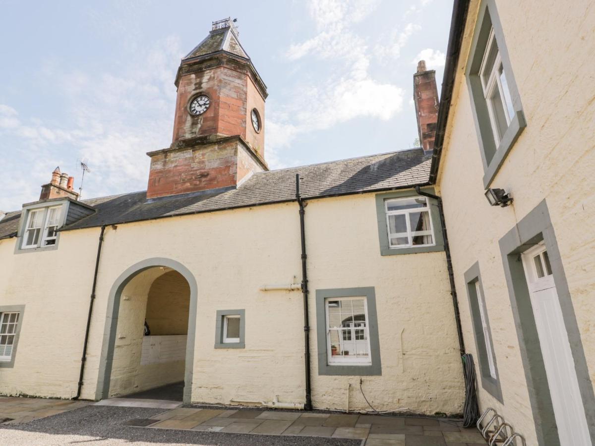 DalswintonThe Mews Flat公寓 外观 照片